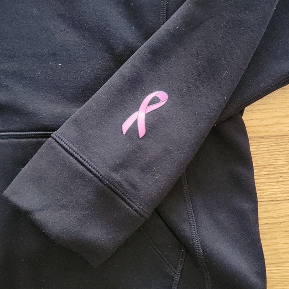 NEW The North Face women's hoodie...size SP - Picture 8 of 13